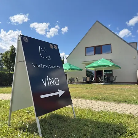 Vinařský Dům V Zahradě Pasohlávky