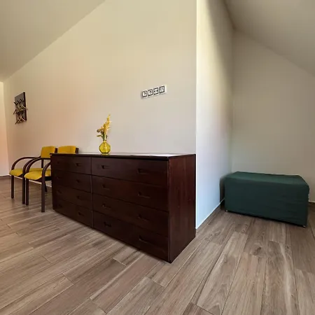 Penzion Vinařský Dům V Zahradě 3*